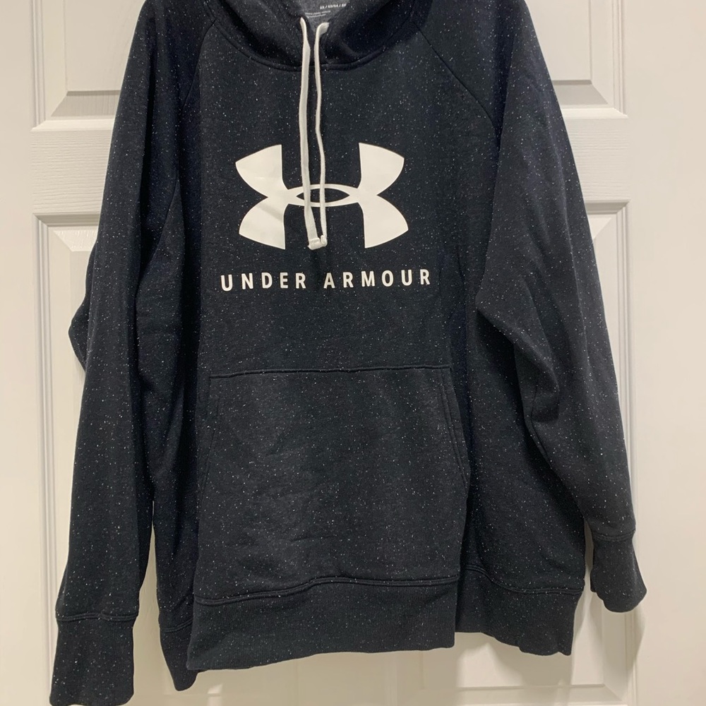 Women’s Plus Size 3x Under Armour hoodie-black/white